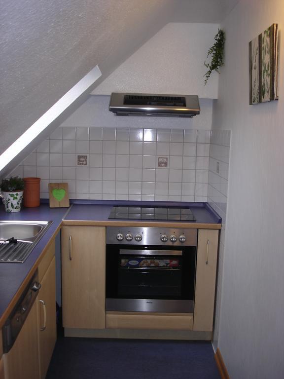 Weingut Pension Gibbert-Pohl Briedel Room photo